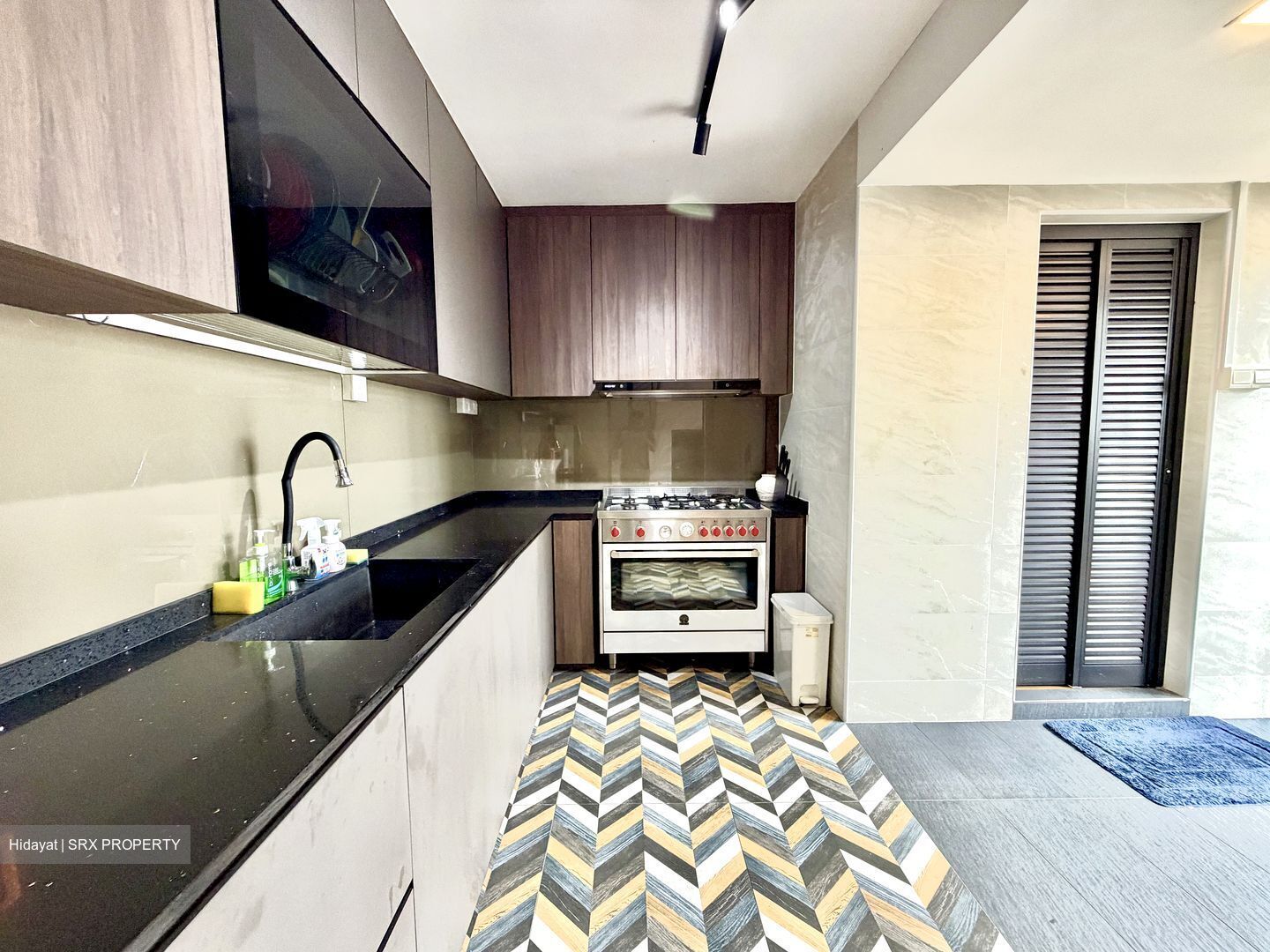 Blk 101 Pasir Ris Street 12 (Pasir Ris), HDB Executive #520078421